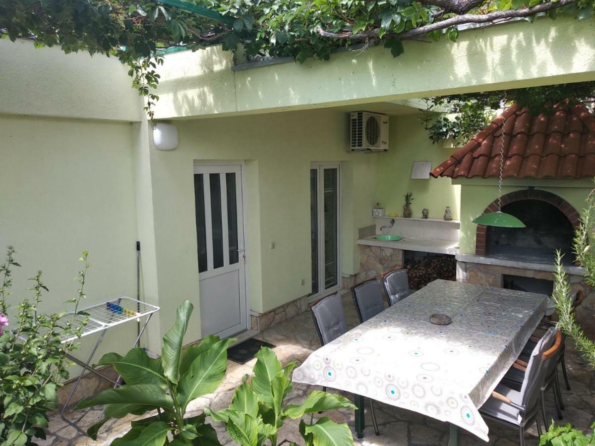 Jelena Apartment Omis Luaran gambar
